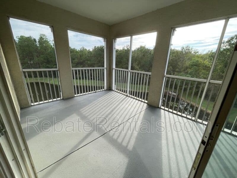 Jacksonville Condo: 8290 Gate Parkway W