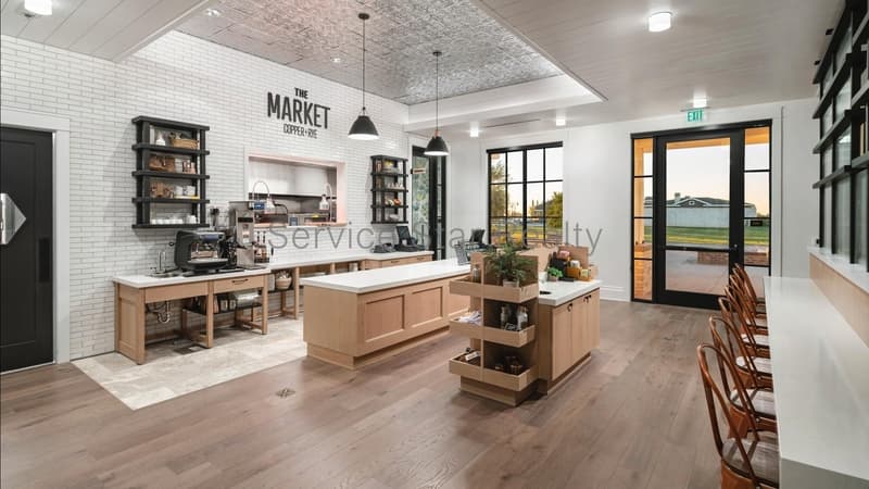 Surprise House: 17171 W Thousand Oaks St