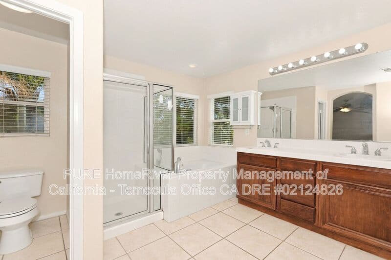 Temecula House: 41716 Monterey Pl