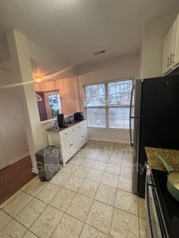 Greenville House: 612 Graythorn Ln