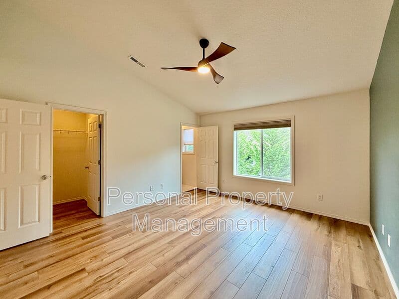 Washougal House: 5327 N St