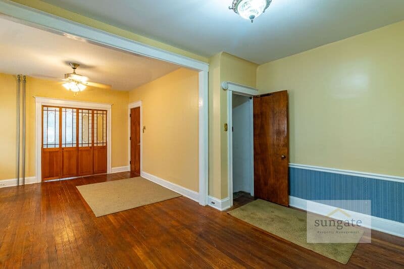 Baltimore Condo: 3218 Evergreen Ave