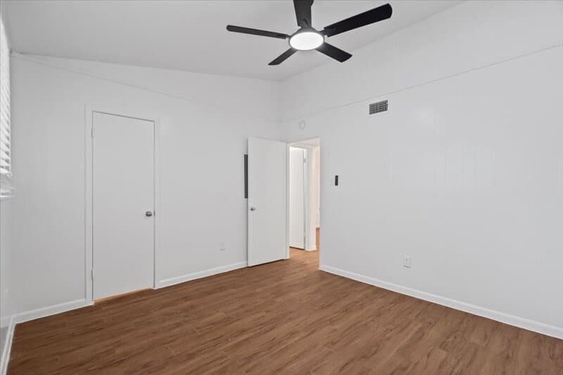 Austin Apartment: 3704 Speedway
