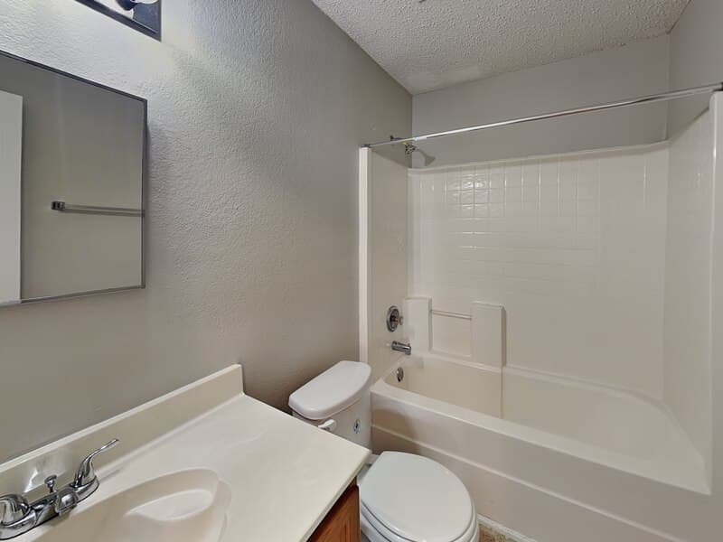 Fort Worth House: 5709 Addington Dr