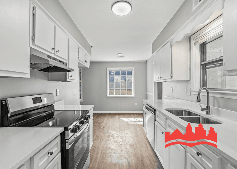 Bartlett House: 3915 Clover Hill Dr