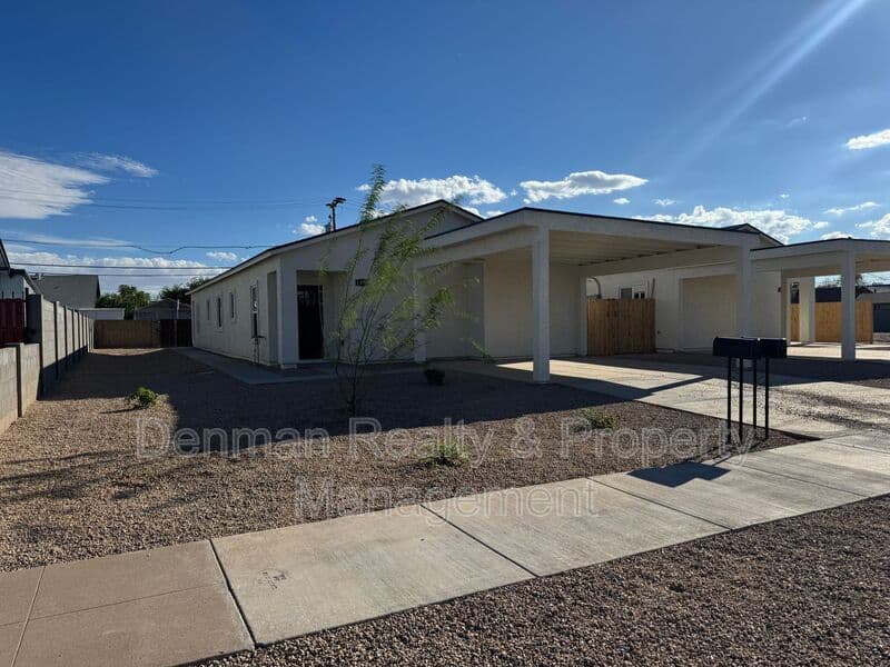 Phoenix House: 1515 W. Mckinley St.