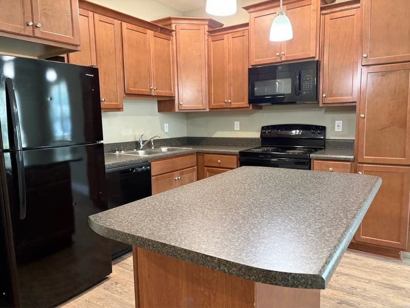 Tallahassee Townhome: 2206 Cedarbrook Court - 1