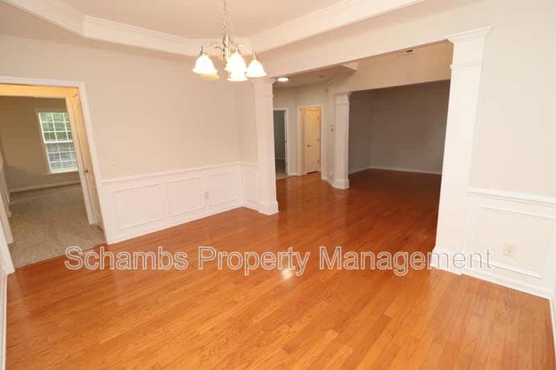 Cary House: 308 Marble Glow Ct