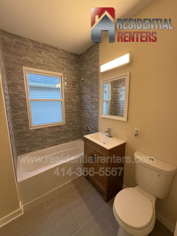 Milwaukee Condo: 3122 N 28th Street