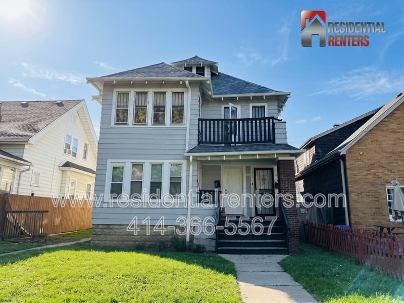 Milwaukee Condo: 2747 N 49th Street