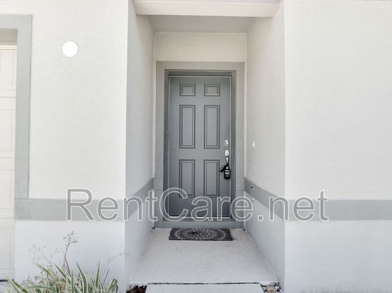 Davenport House: 309 Citrus Isle Loop