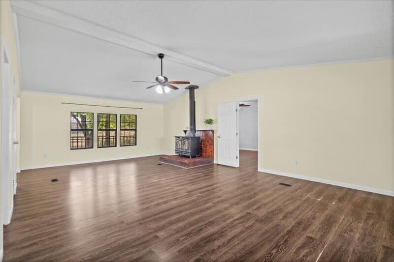 Austin House: 13501 Nutty Brown Road