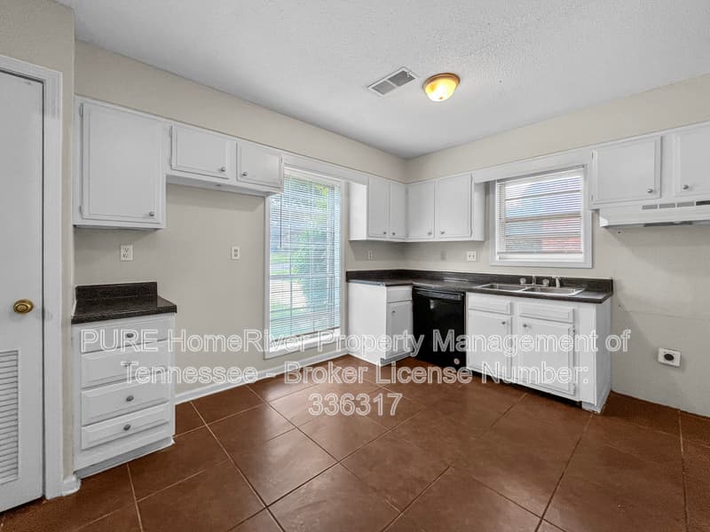 Memphis House: 3171 Belle Tower Rd