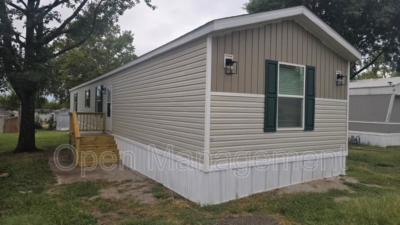 Joplin House: 4589 Peak Drive