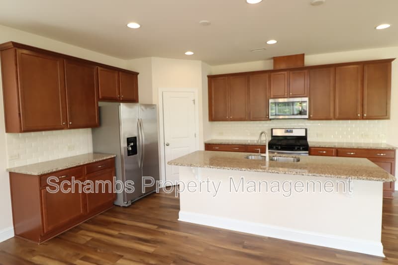 Cary House: 1065 Canyon Shadows Ct