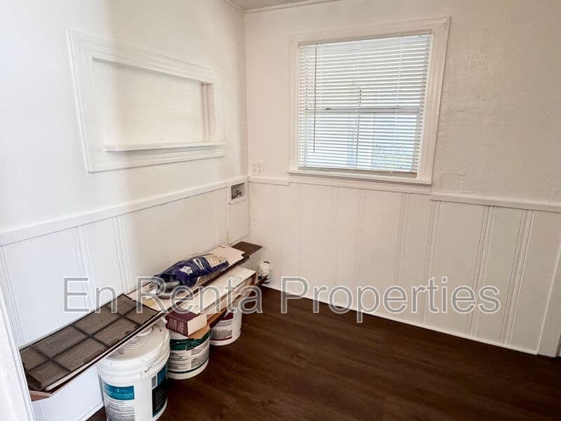 Fort Worth House: 6037 Graham St.
