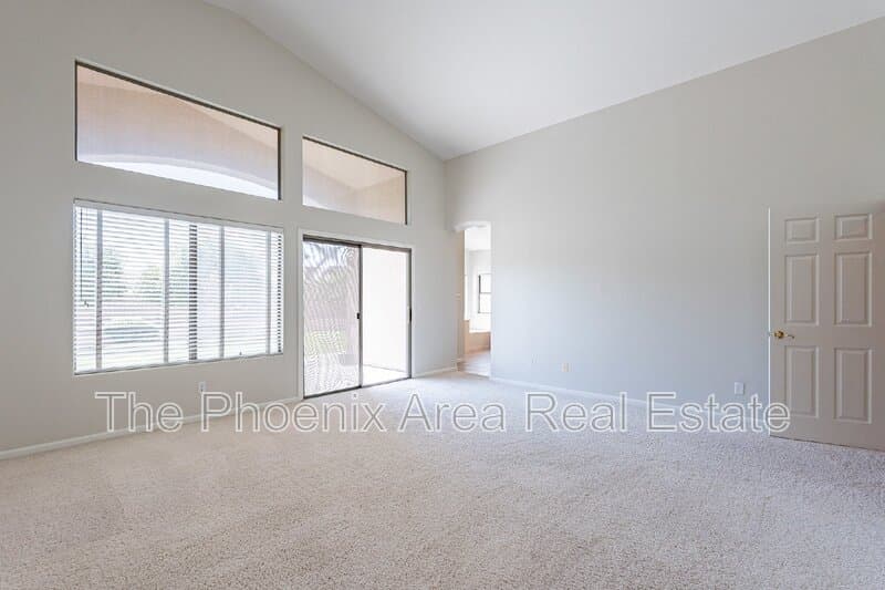 Mesa House: 4133 E Elmwood St