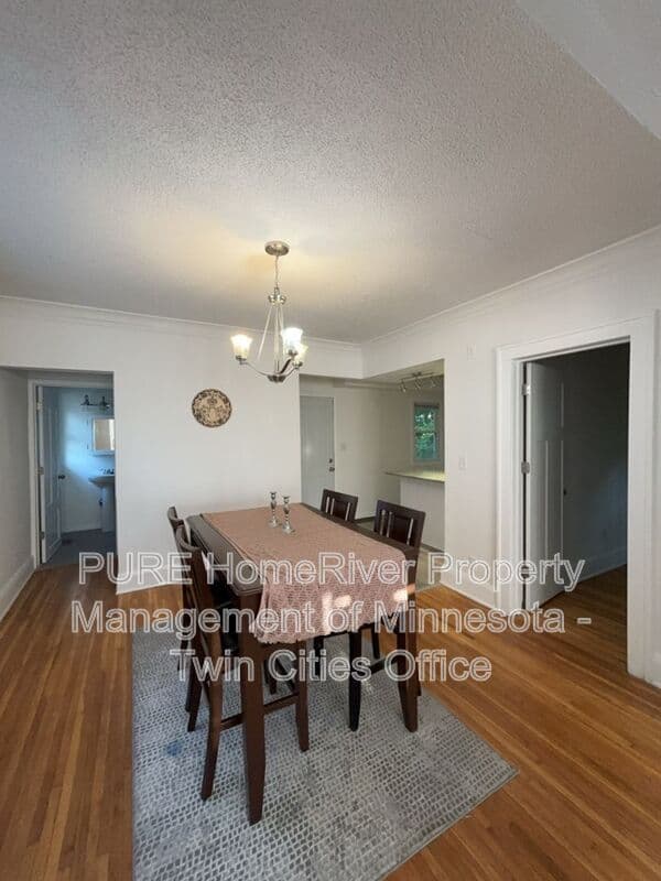 Minneapolis House: 2407 N 4th St