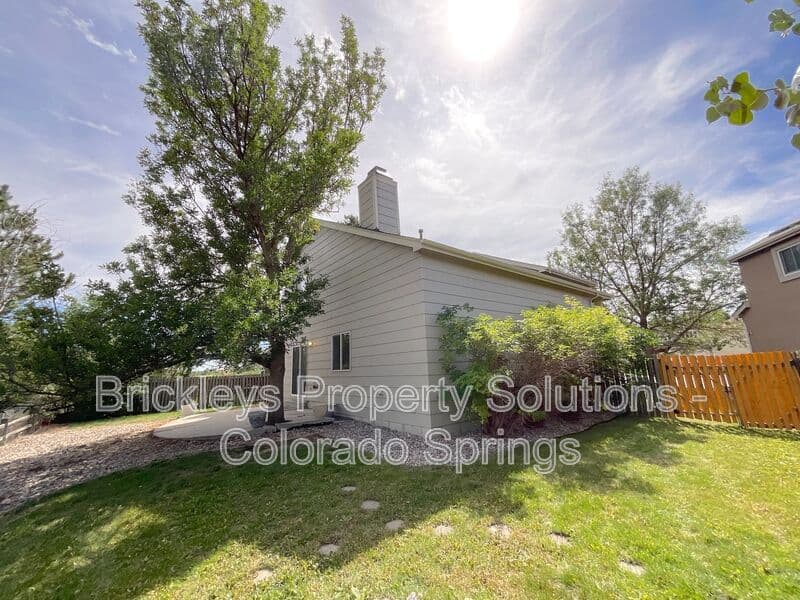 Colorado Springs House: 6160 Jaffee Ct