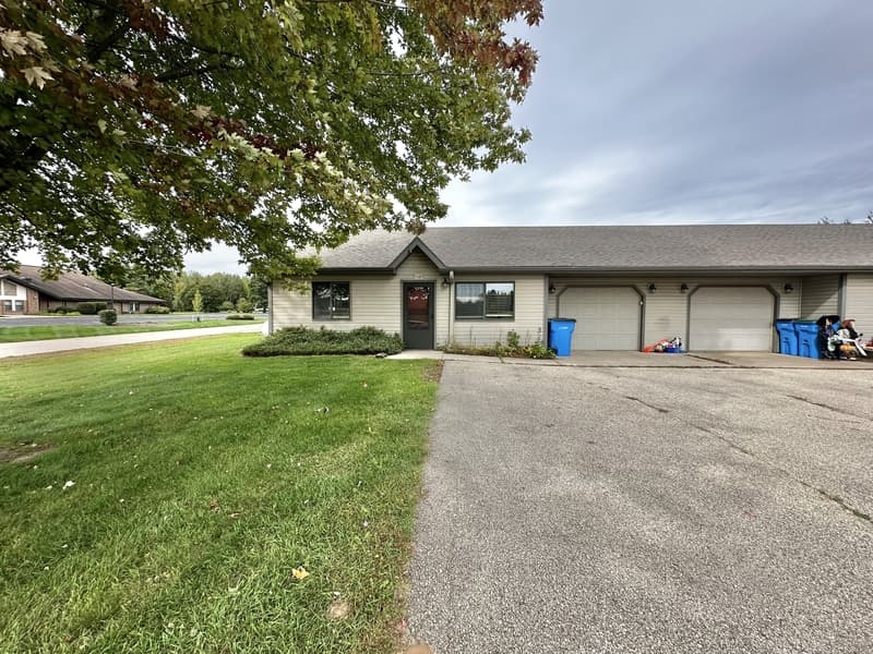 Gresham Condo: 1160 Schabow Street