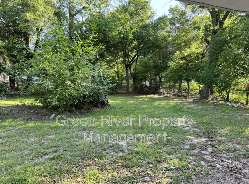 Jacksonville House: 2831 West 6th Street