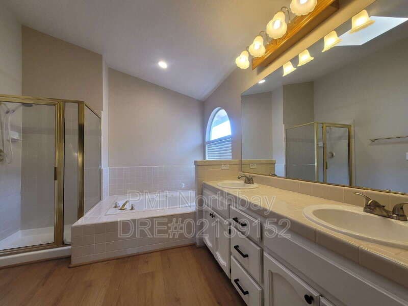 Vacaville House: 167 Harvest Dr