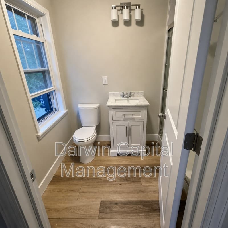 Pitman Condo: 166 East Avenue- B