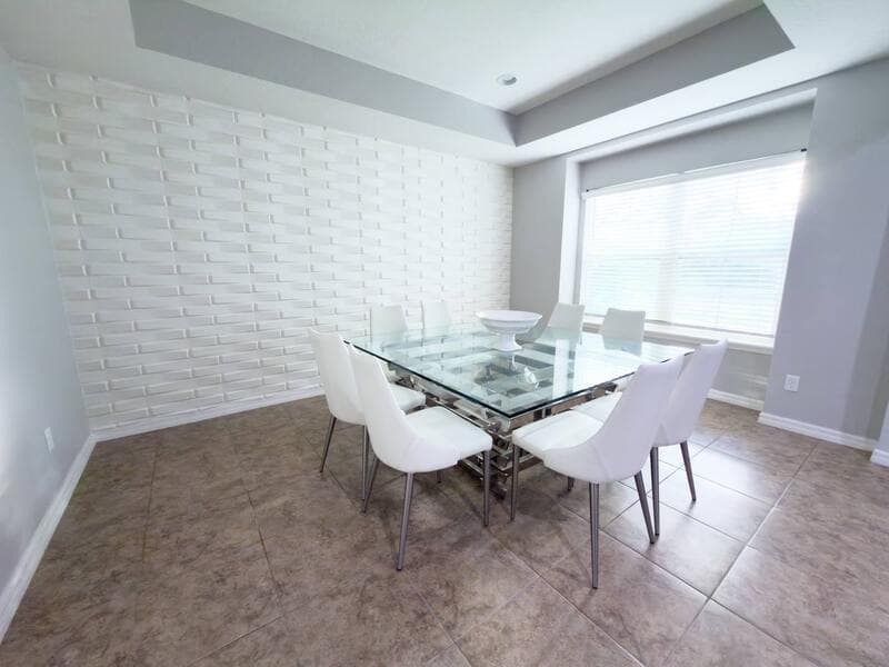 Orlando House: 14823 Golden Sunburst Avenue