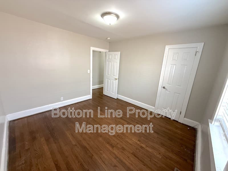 Charlotte Condo: 1823 Union Street