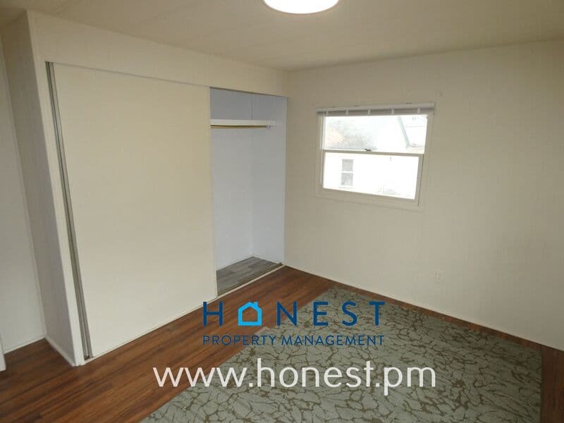 Augusta House: 146 Sewall Street