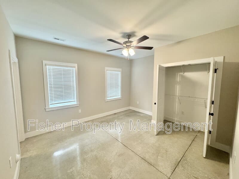 Richmond Condo: 1412 Rogers St