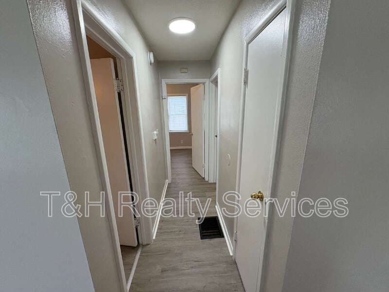 Indianapolis House: 5425 East 21st Street