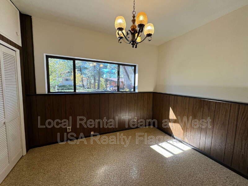 Flagstaff House: 422 E David Dr