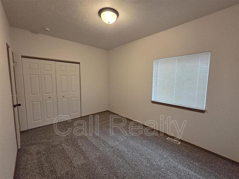 Airway Heights Condo: 825 S Russell st
