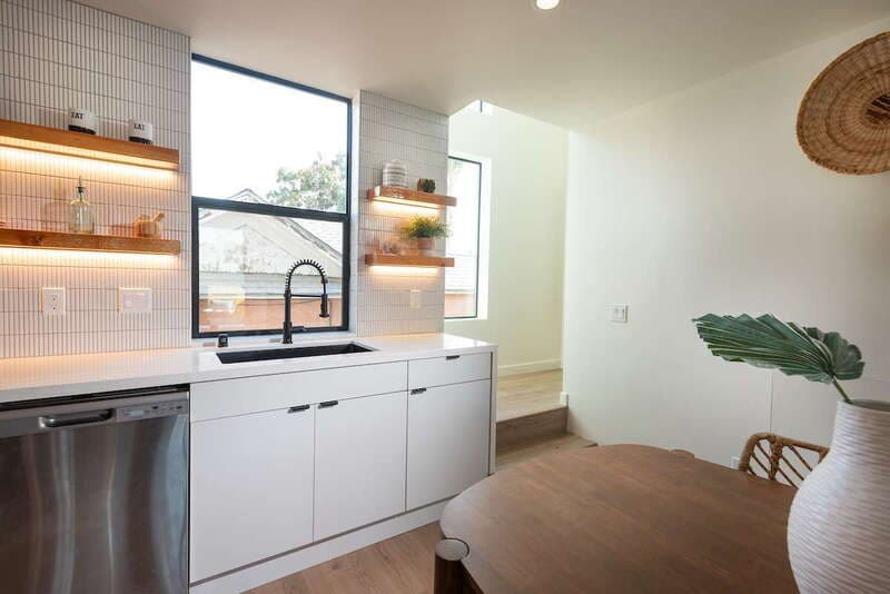 San Diego Condo: 2664 L Street