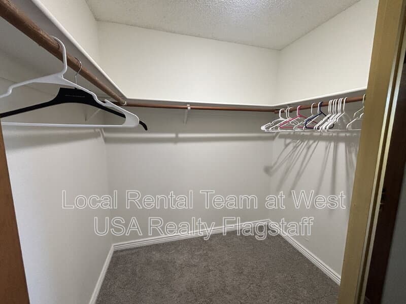 Flagstaff House: 2340 N Plateau Dr
