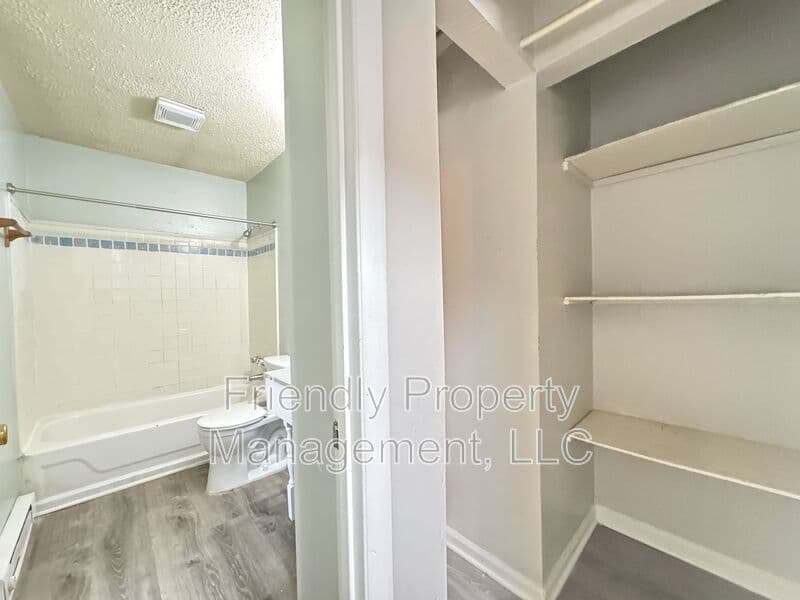 Greensboro House: 1112 Caldwell St