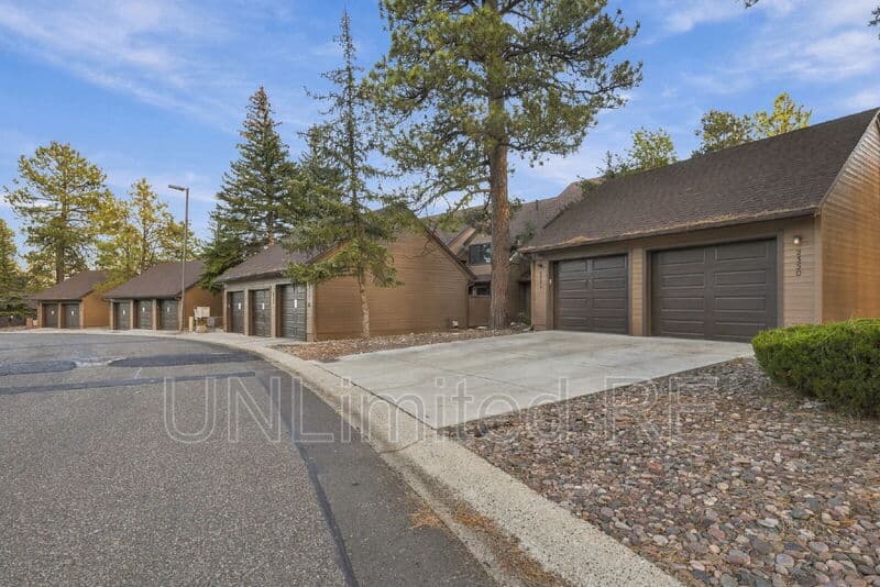 Flagstaff Townhome: 2350 North Whispering Pines Way