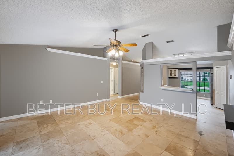 Palm Coast House: 21 Palermo Lane
