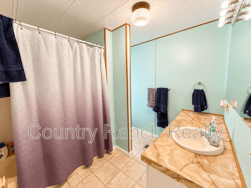 Bullhead City House: 1635 Yale Drive