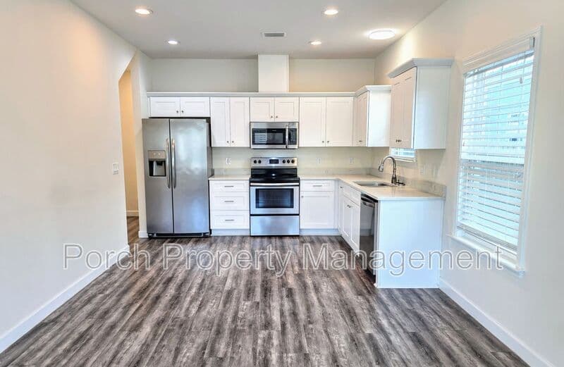 Pensacola House: 708 W Intendencia