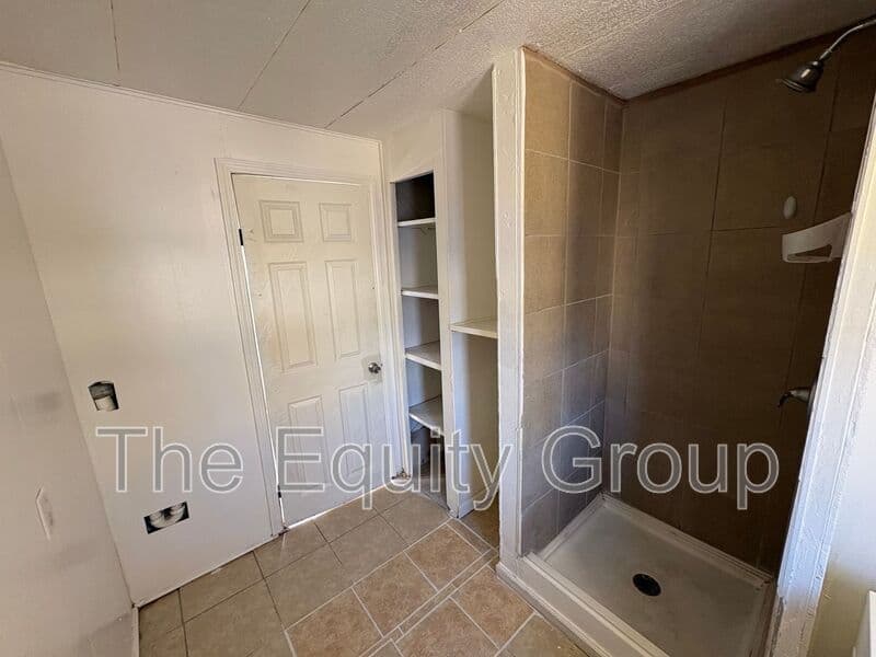 Dinuba Condo: 581 East Yale Ave