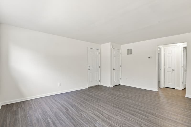 Baltimore Apartment: 5001 Midwood Avenue