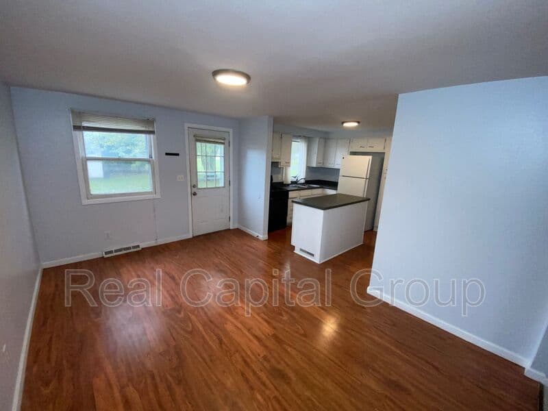 Cheektowaga Condo: 5 Hillwood Dr