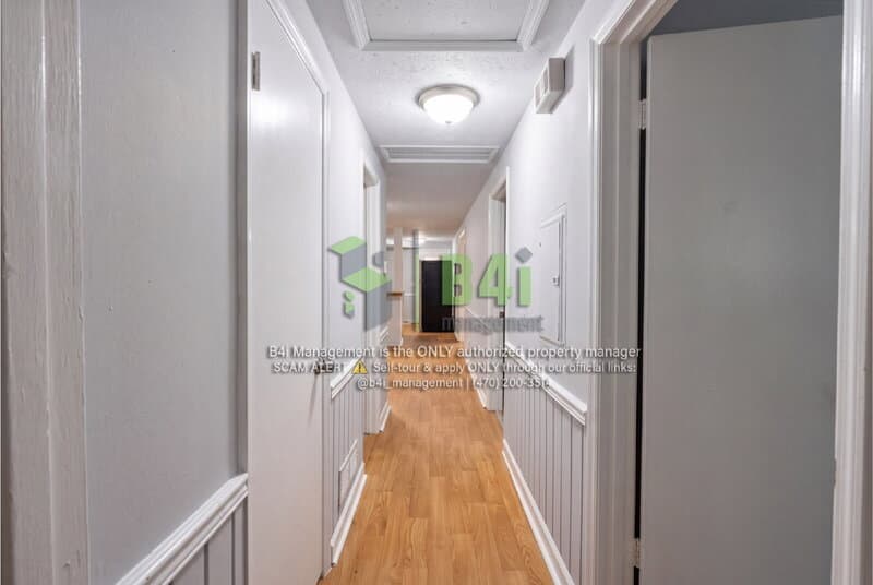 Douglasville House: 6331 Garnet Drive