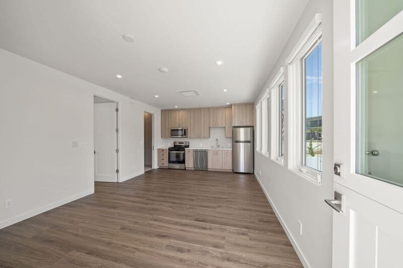 Redondo Beach House: 101 Via Colusa