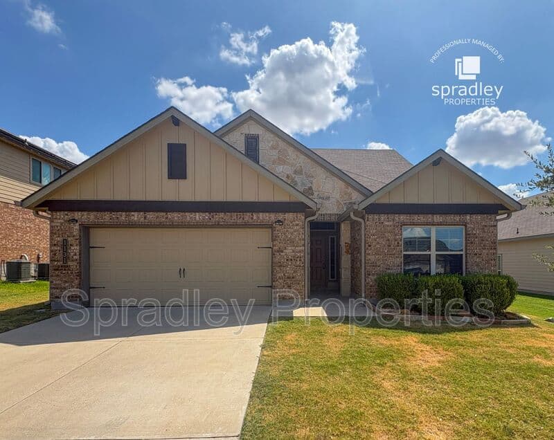 Temple House: 1131 Kiskadee Branch