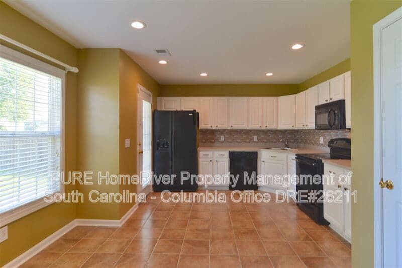 Hopkins House: 129 Alexander Pointe Dr