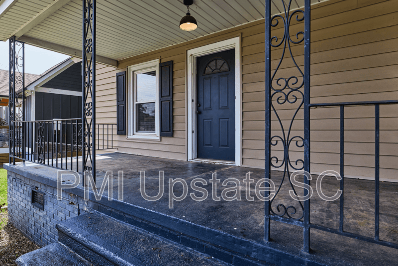 Greenville House: 79 Allen Street