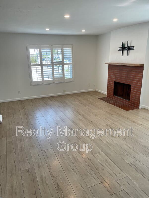 San Diego Condo: 4580 Ohio St
